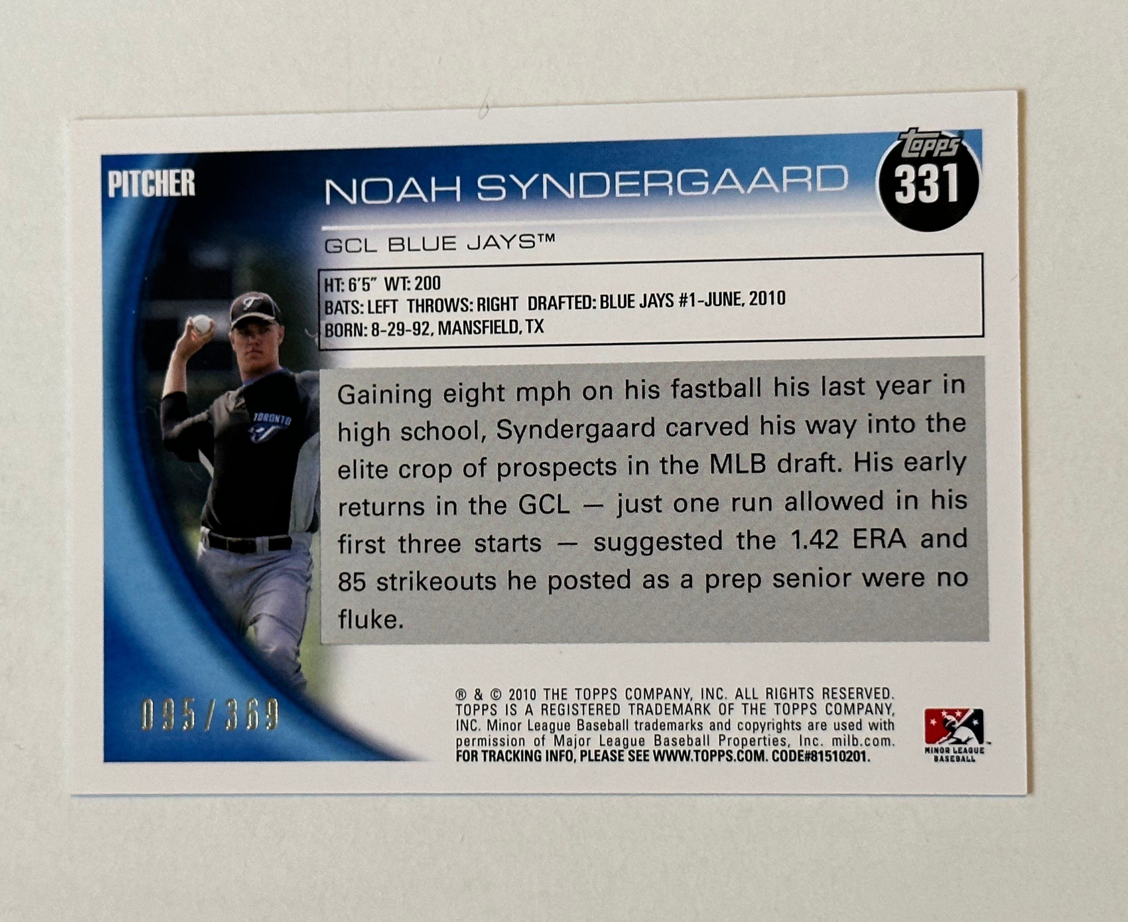Noah Syndergaard rare numbered Topps baseball rookie card