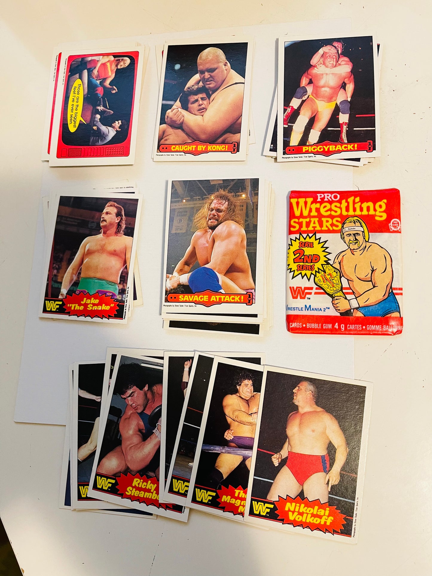 Wrestling O-pee-chee rare cards set with wrapper 1985