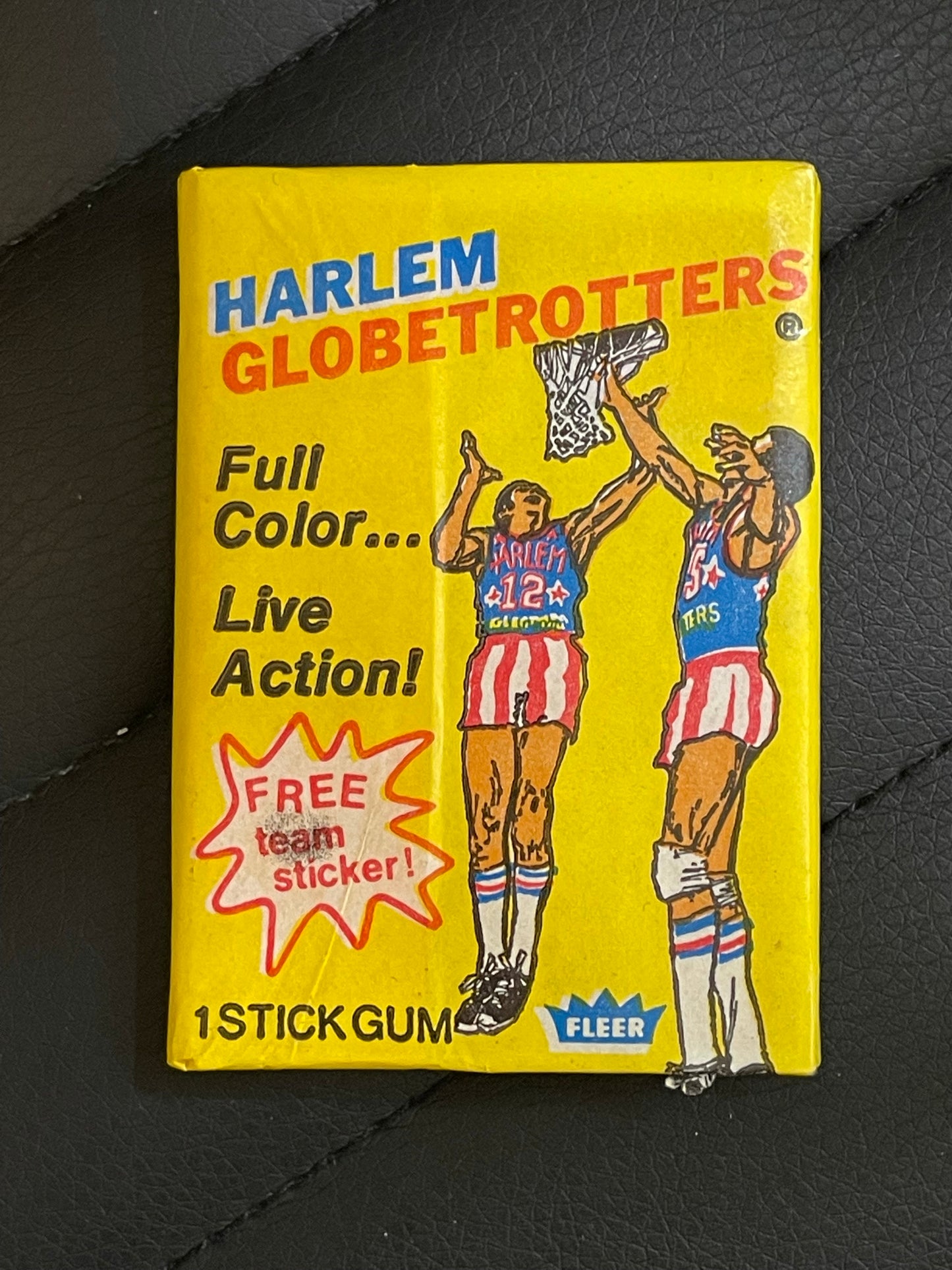 Harlem Globetrotters rare basketball cards sealed pack 1973