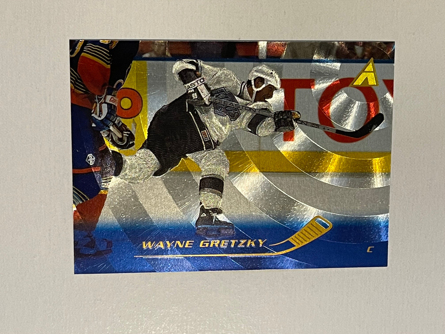 Wayne Gretzky rare pinnacle spectra foil insert hockey card 1995