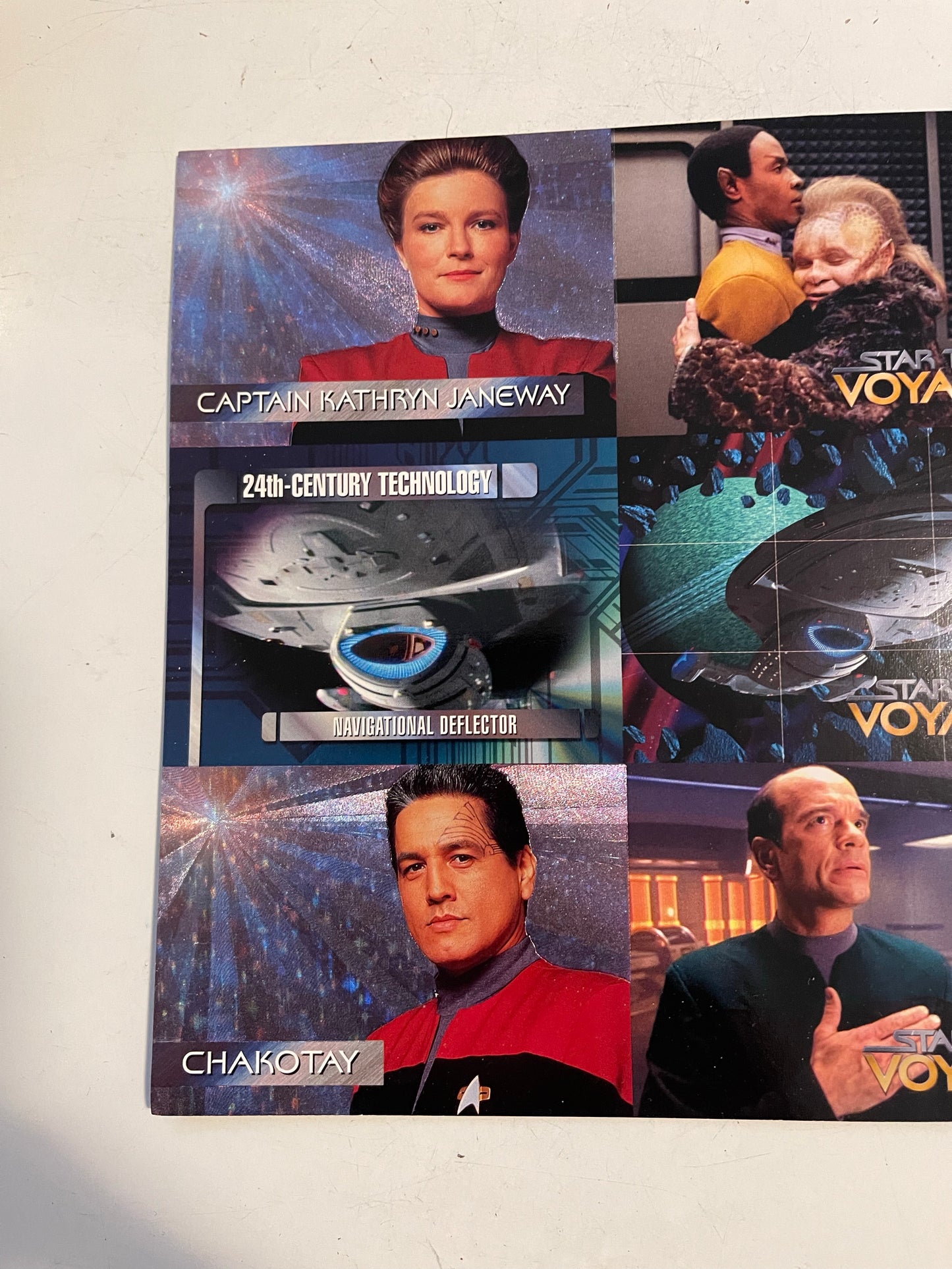 Star Trek Voyager rare uncut 9 cards sheet 1995