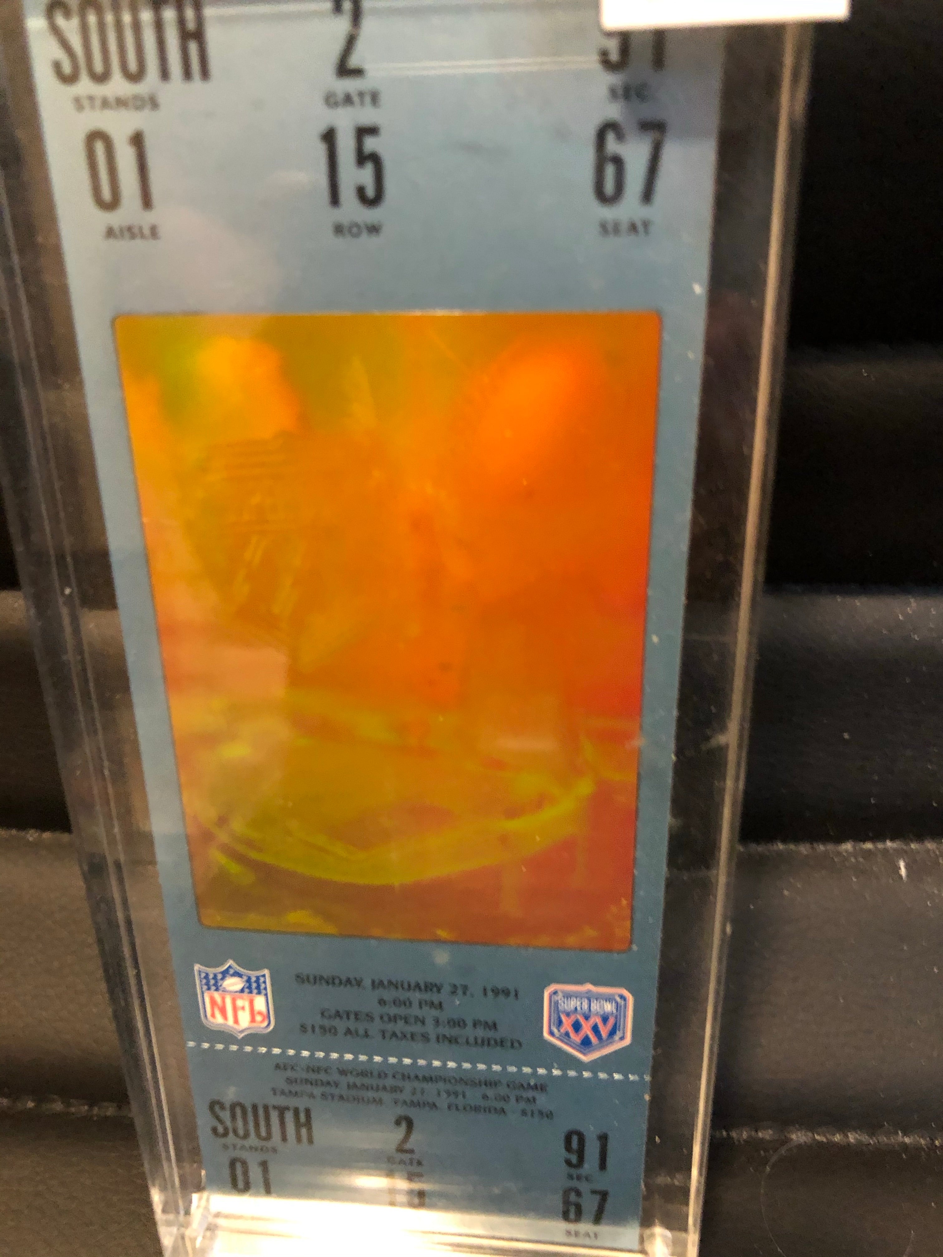 1991 Super Bowl hologram rare football game ticket in lucite holder