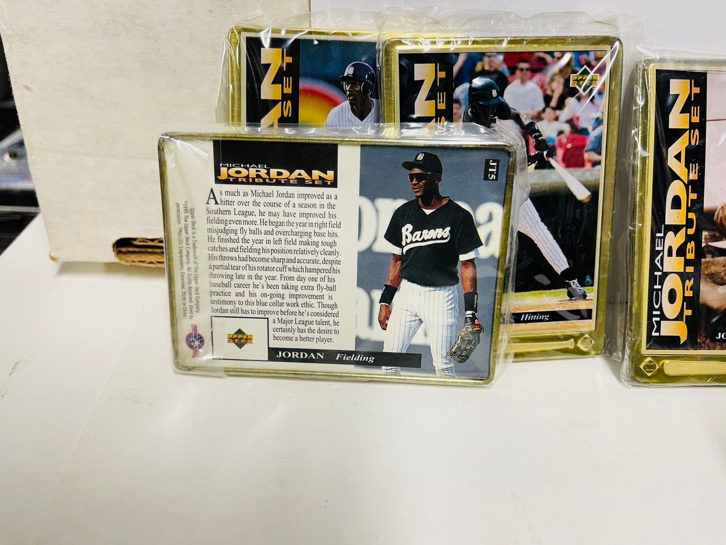 Michael Jordan Upper Deck 5 metal baseball cards set in tin 1995