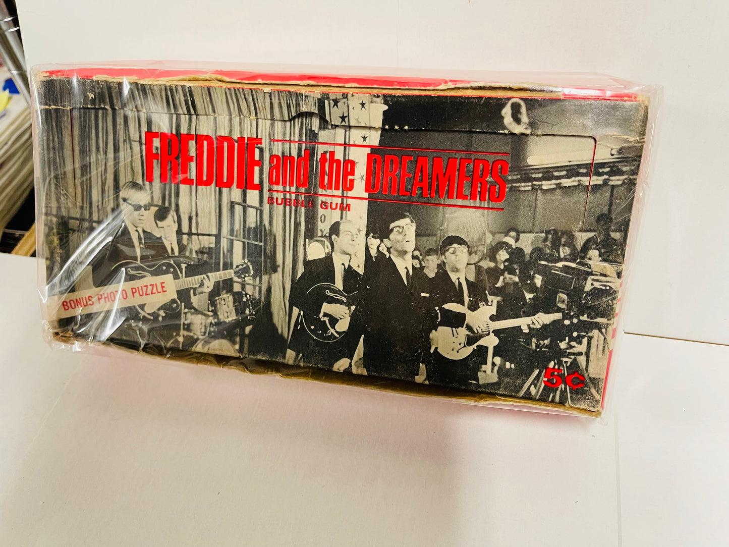 Freddie and the Dreamers rare empty display box 1965