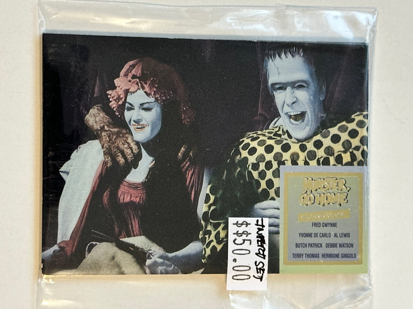 The Munsters TV show rare 4 foil cards insert set 1996