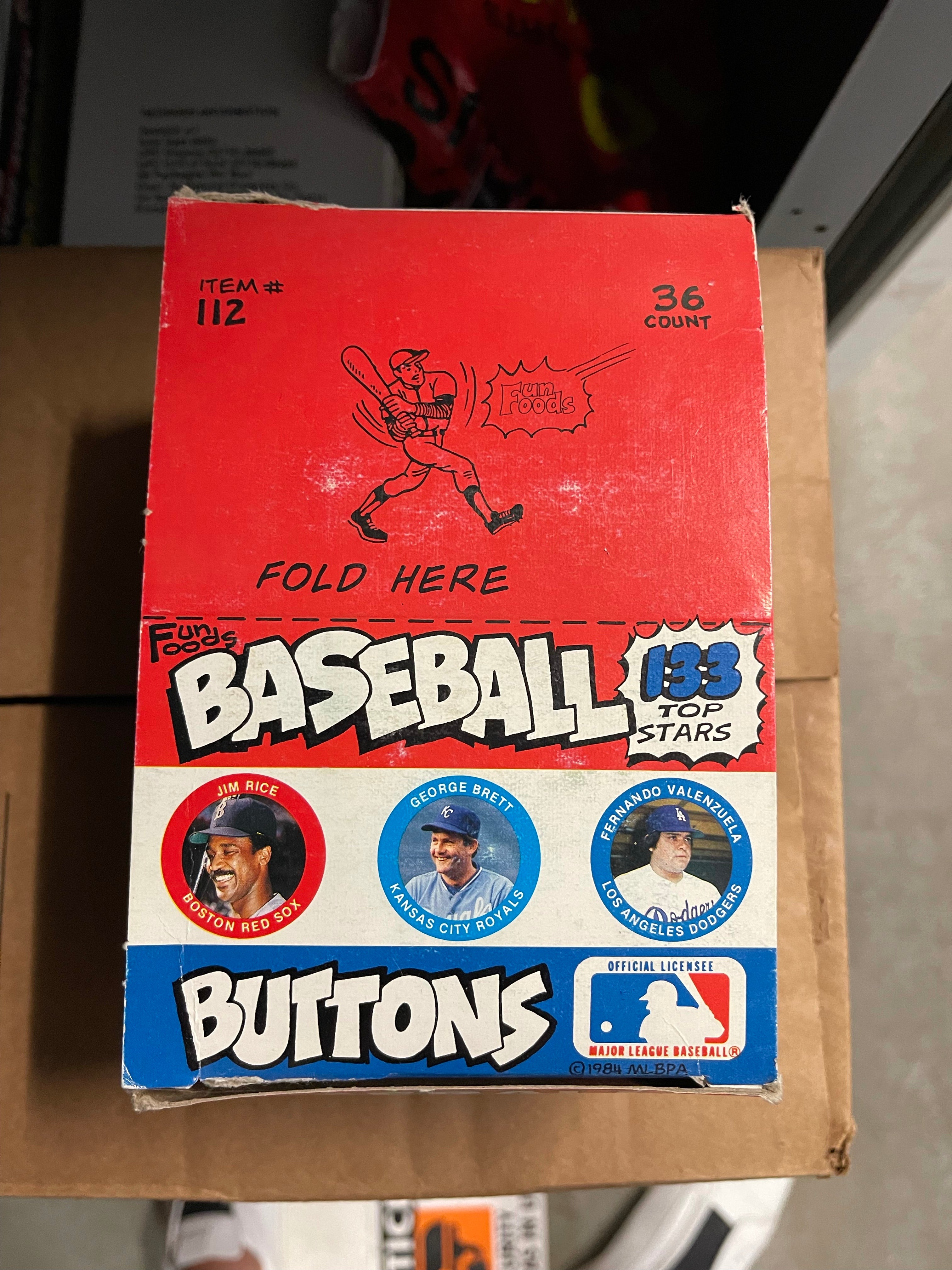 1984 Baseball stars Buttons 36 packs box