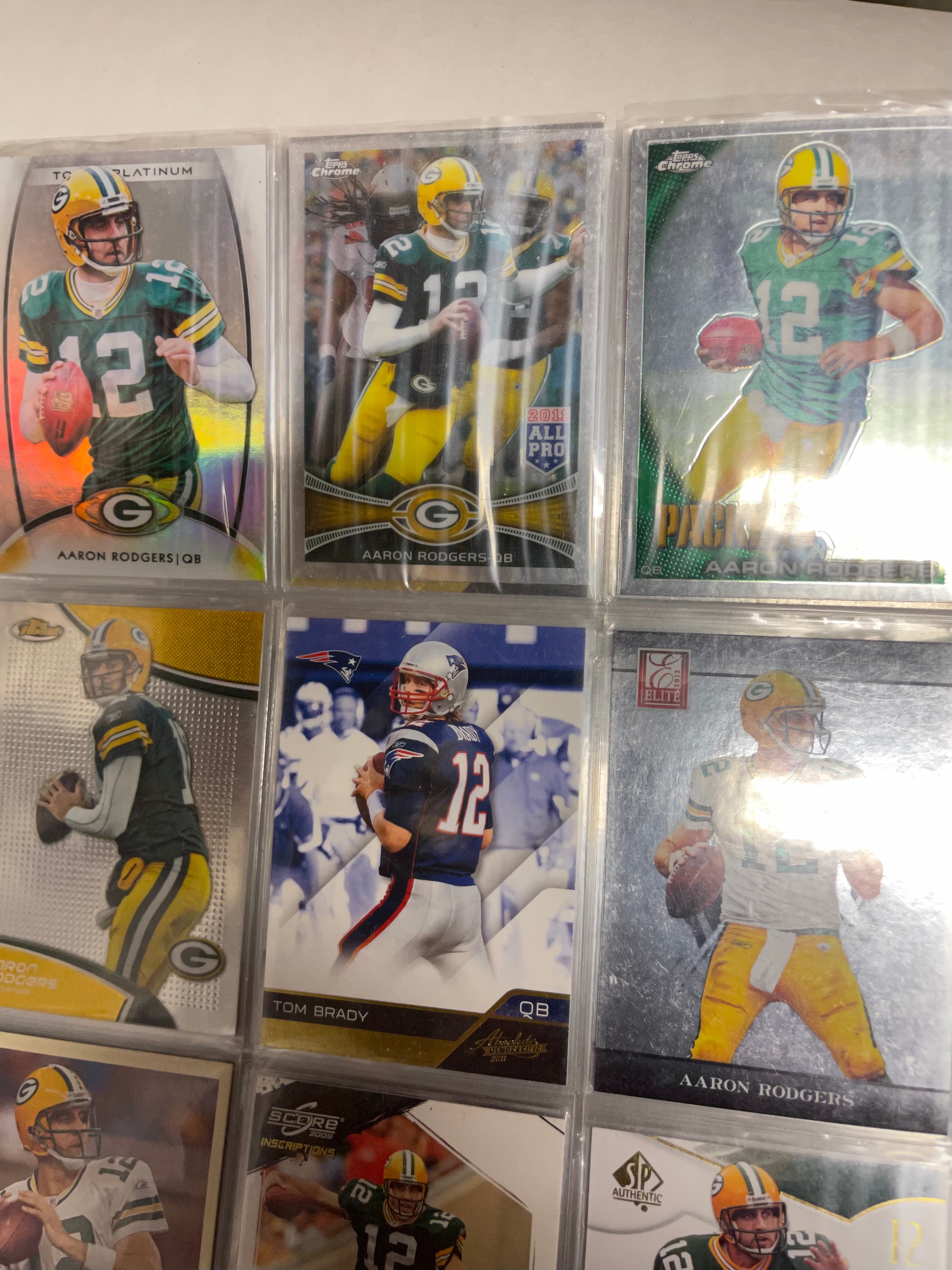 Aaron Rodgers football legend 32 count cards lot deal