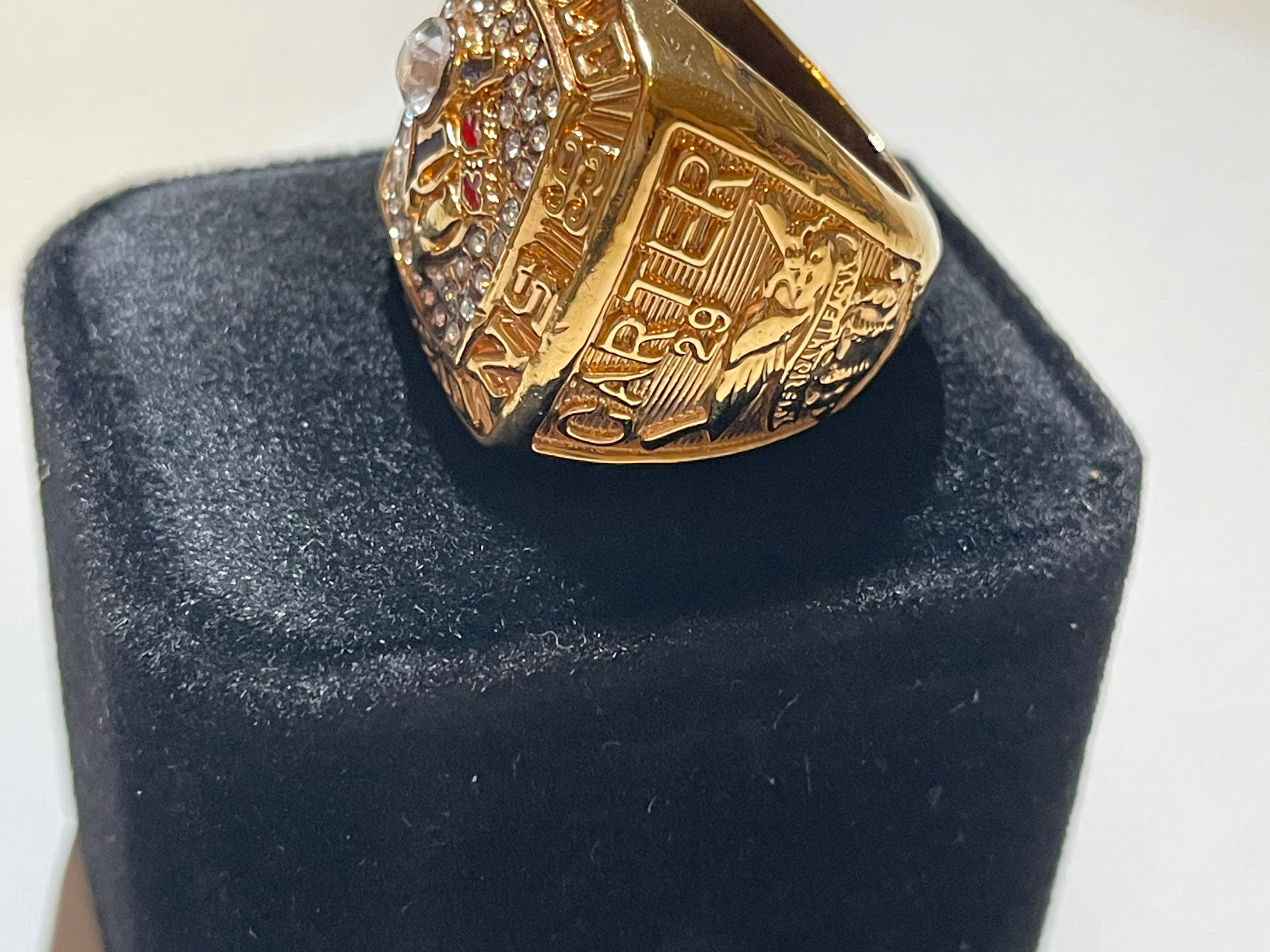 Toronto Blue Jays World Series baseball champs Joe Carter replica ring with box