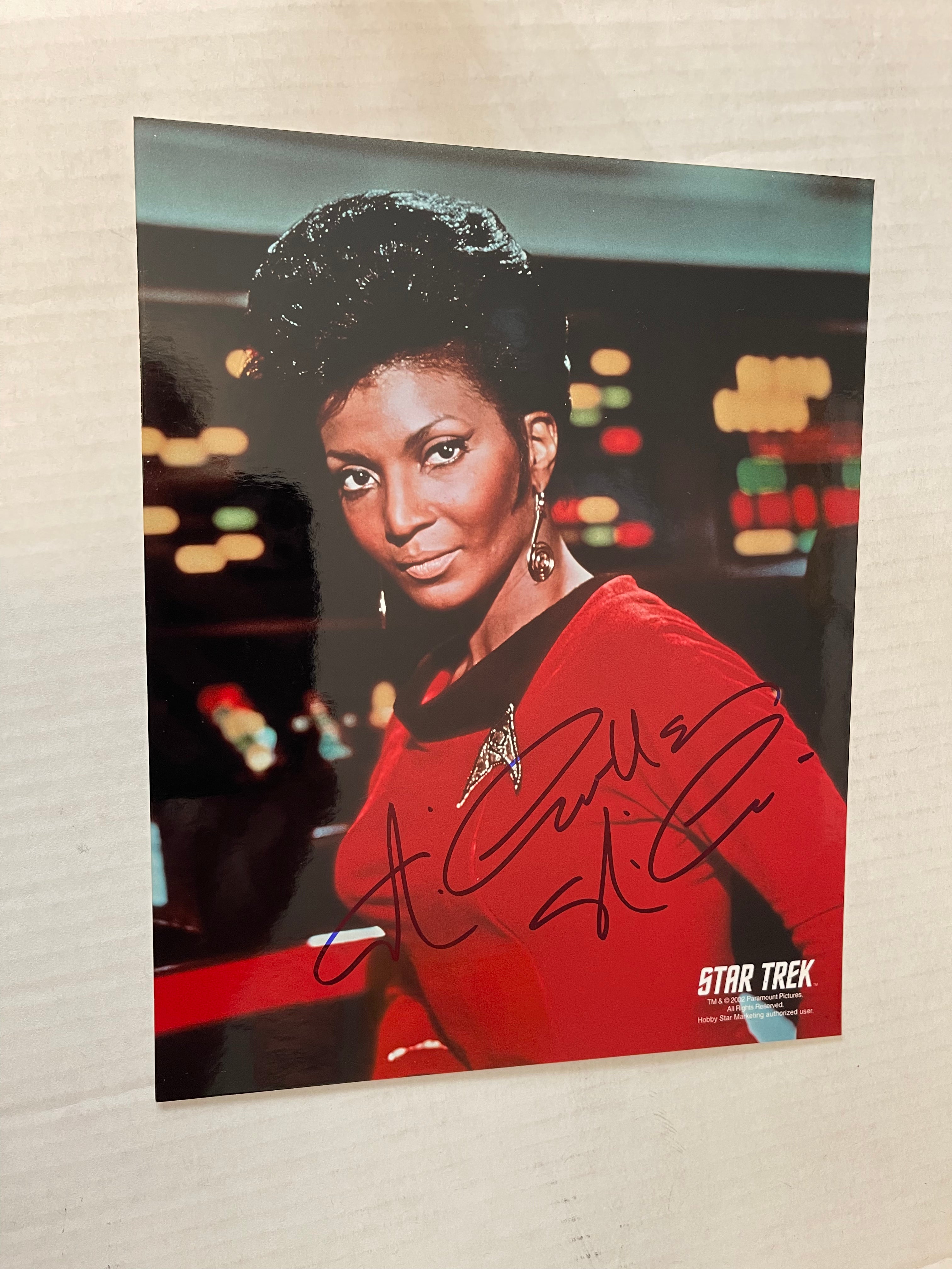 Star Trek Lt.Uhura Nichelle Nichols signed in person autograph with COA