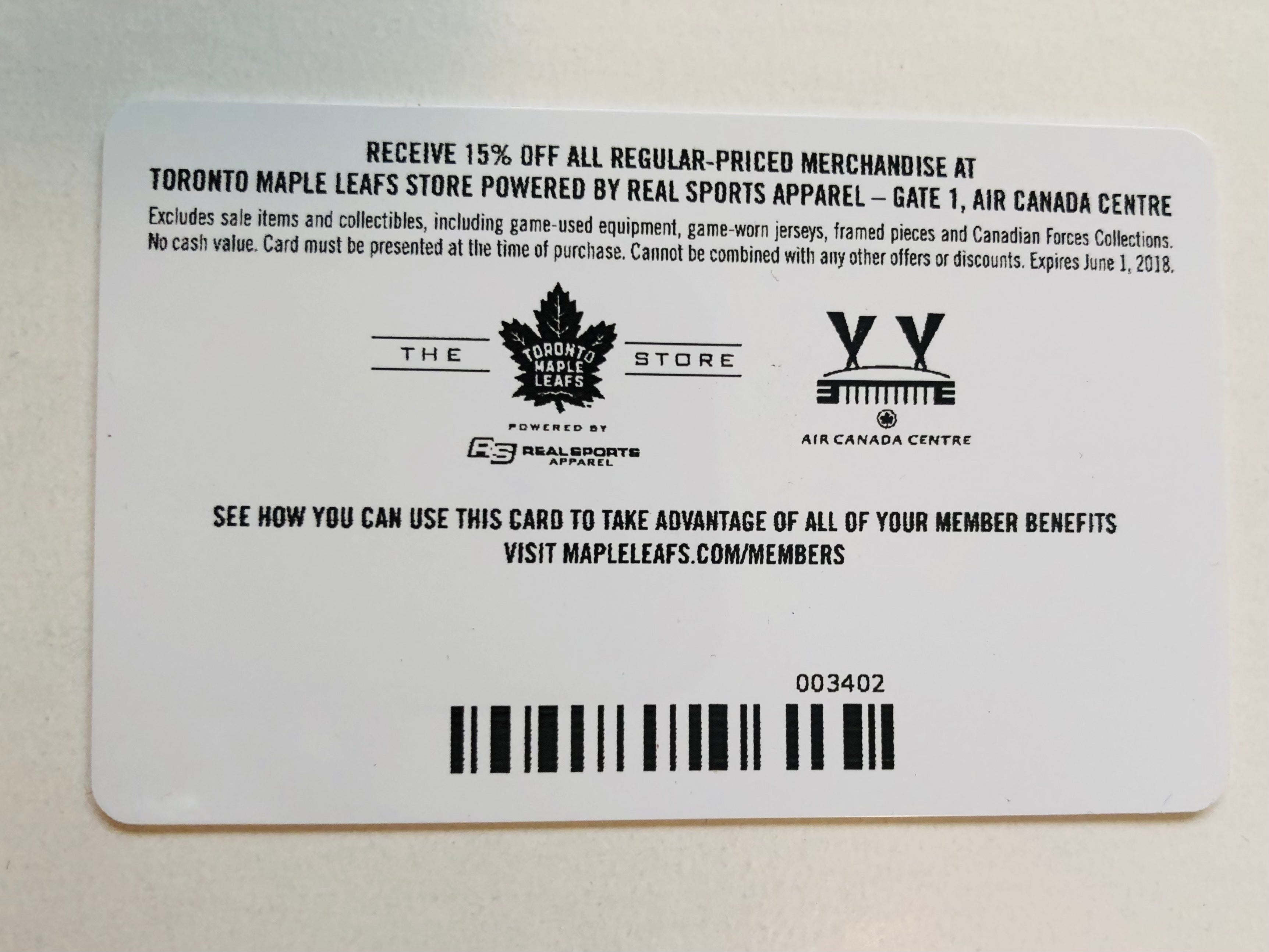 Toronto Maple Leafs ACC collectible membership card 2017-2018