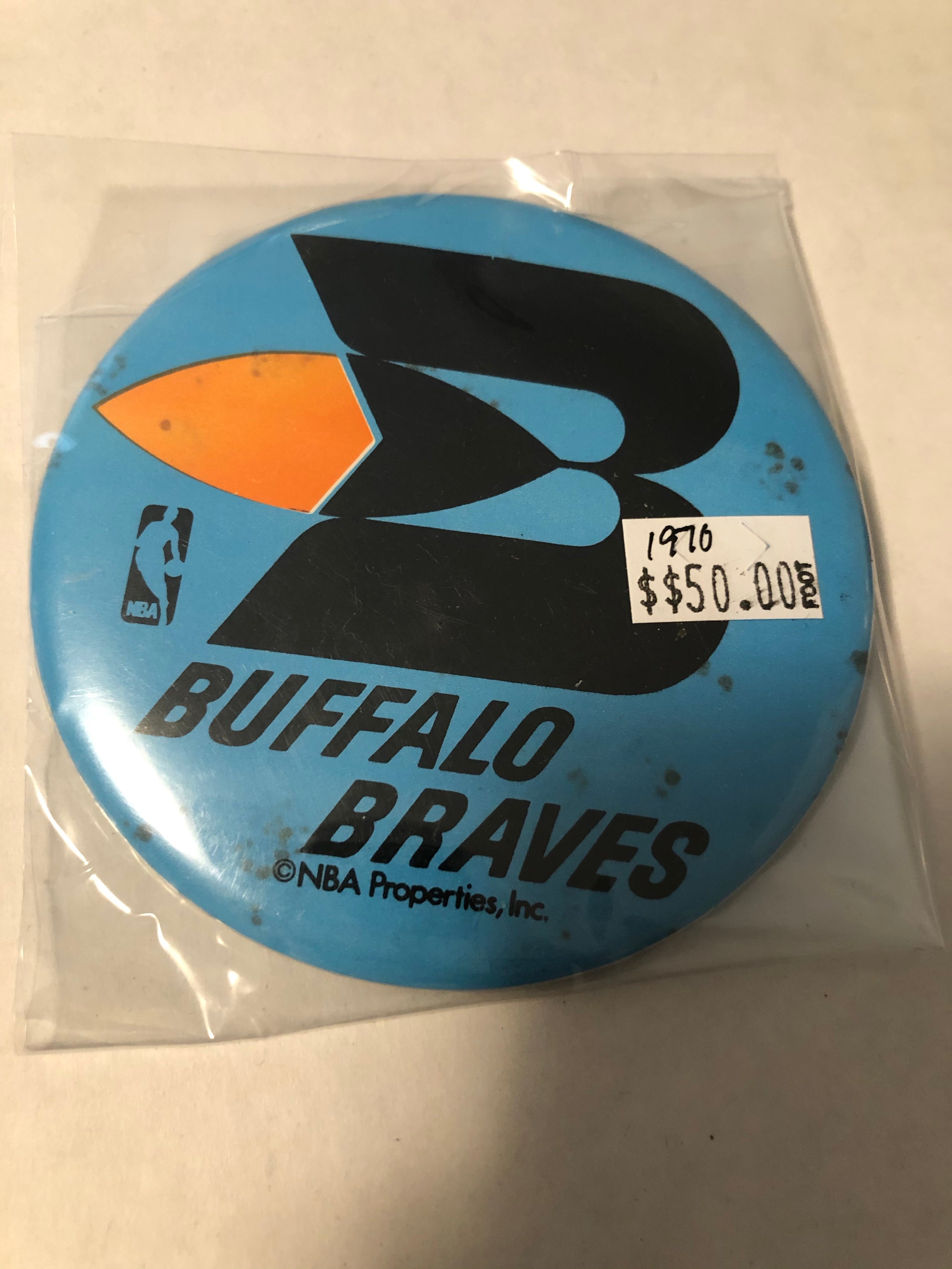 Buffalo Braves NBA basketball large button 1970