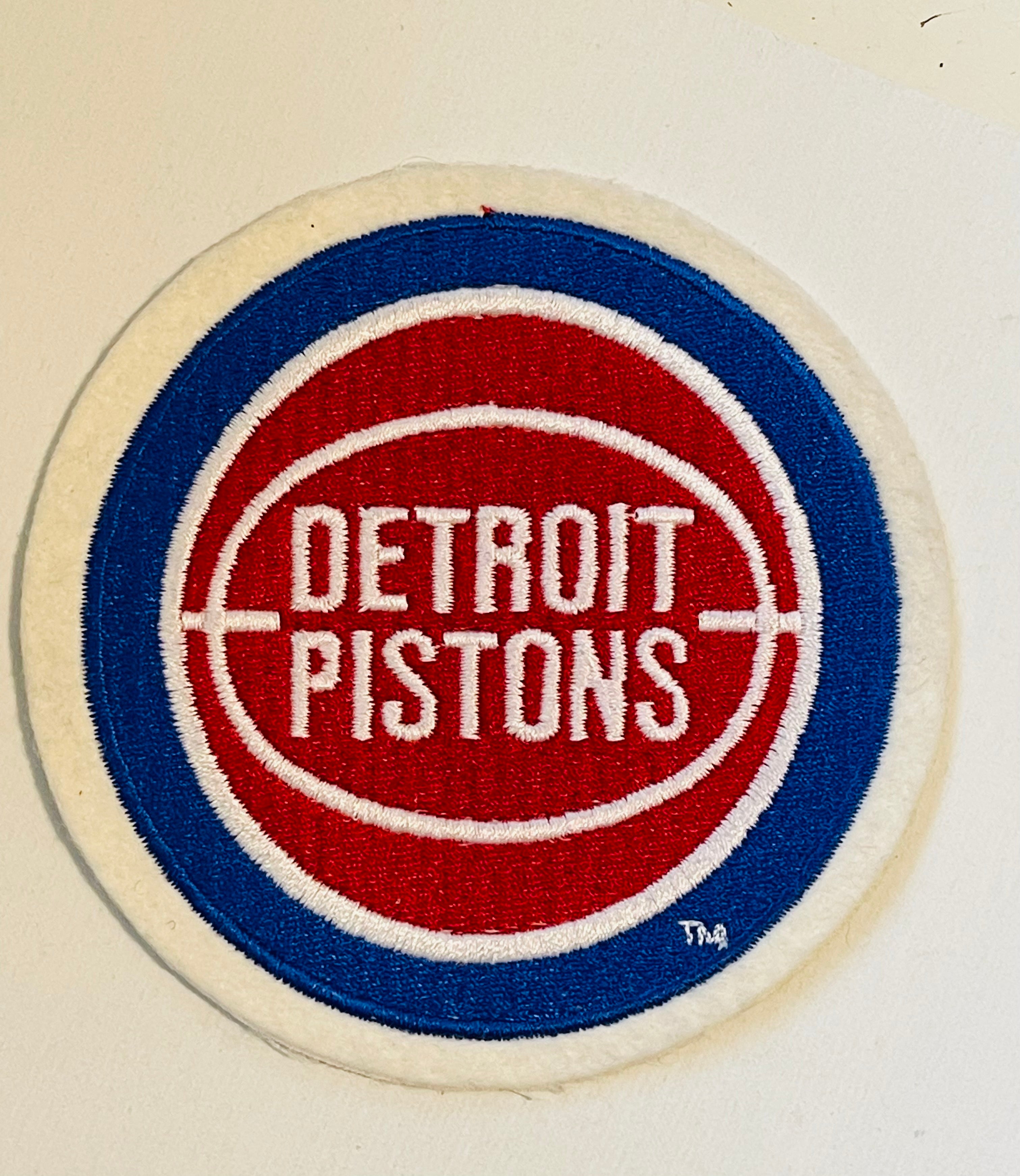 Detroit Pistons basketball vintage 5 inch patch 1990s