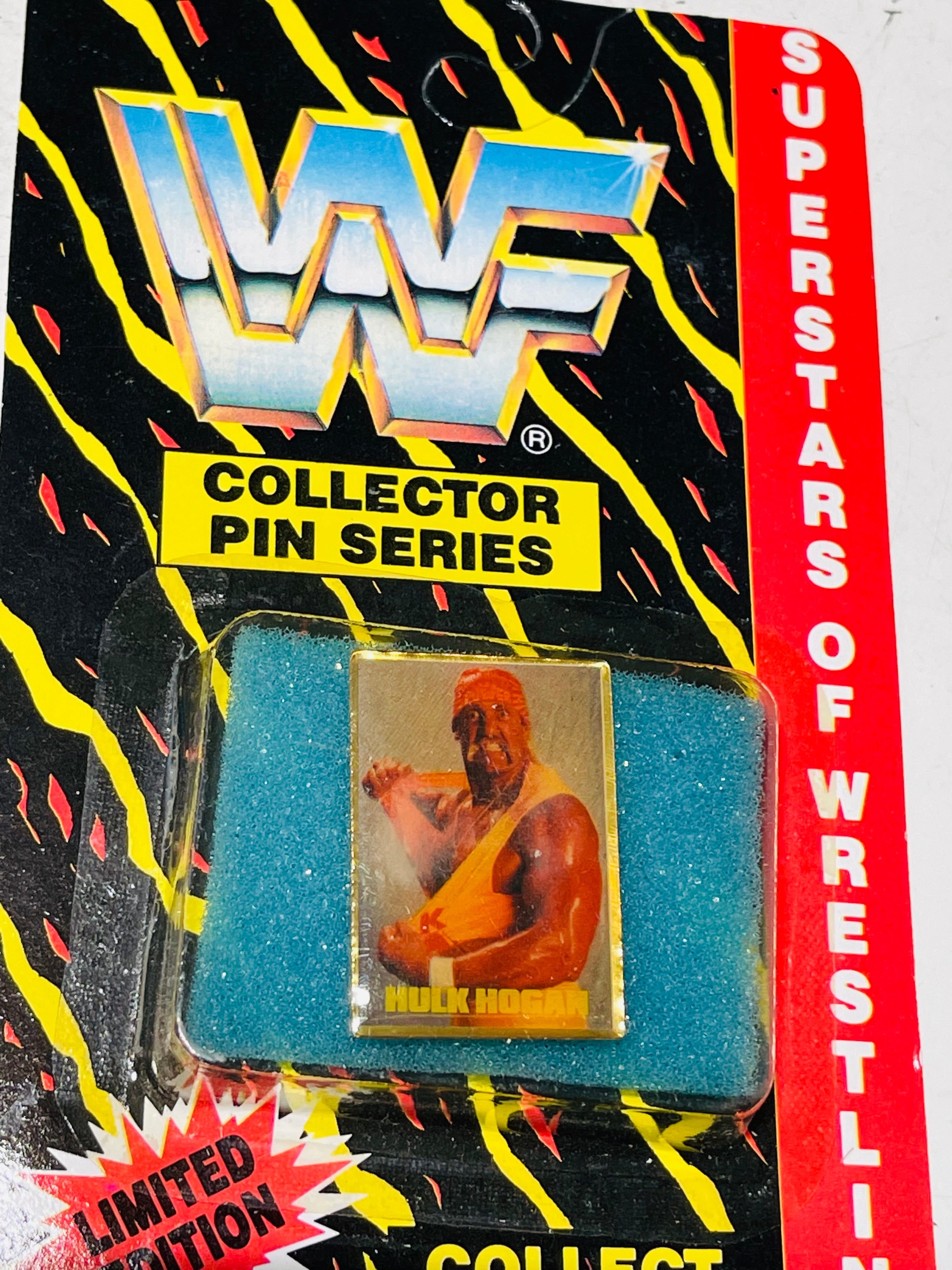 Hulk Hogan Wrestling rare collectible pin in package 1991