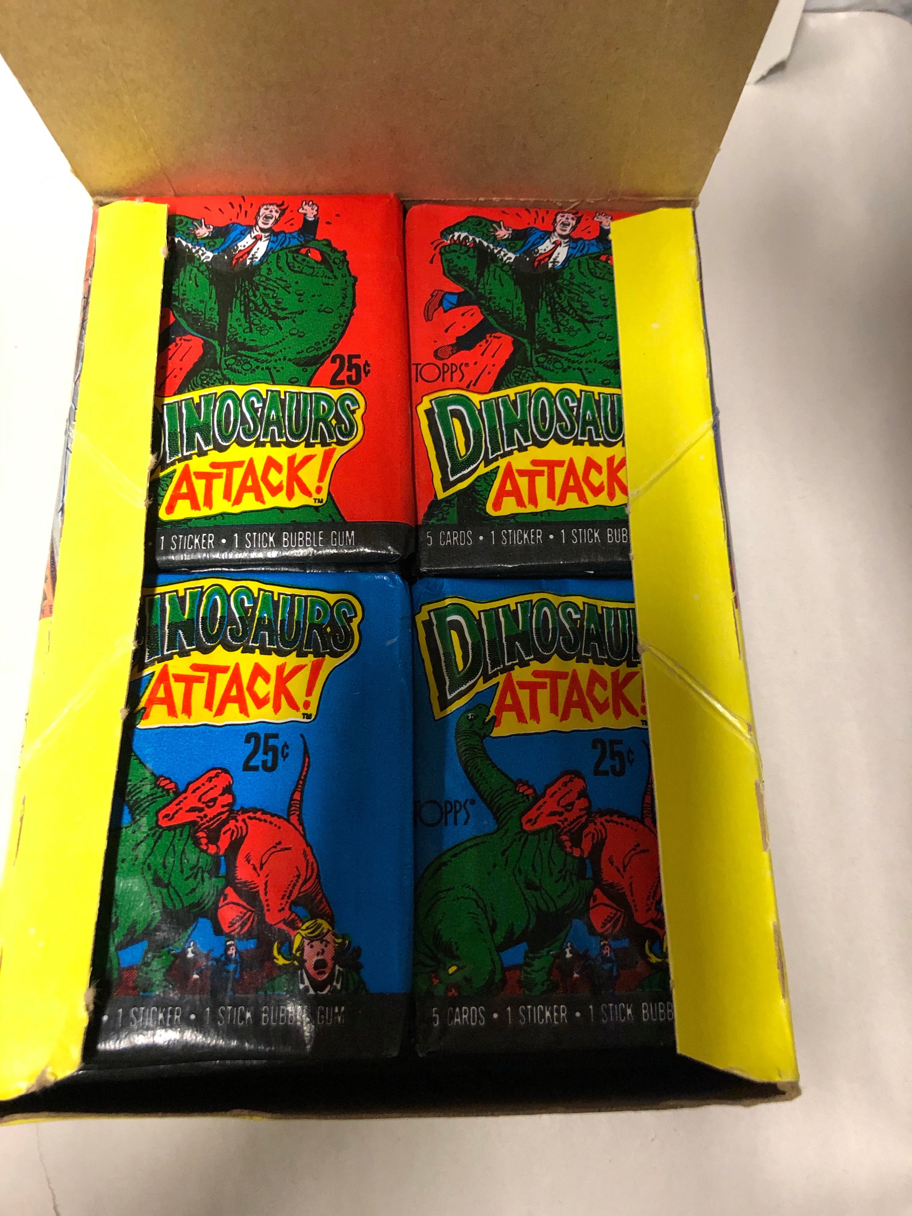 Dinosaurs Attack cards full box 1988